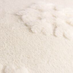Furn Snowflakes Soft Flannel Fleece Throw in Off-White - Size: 150 cm x 200 cm - thumbnail 5