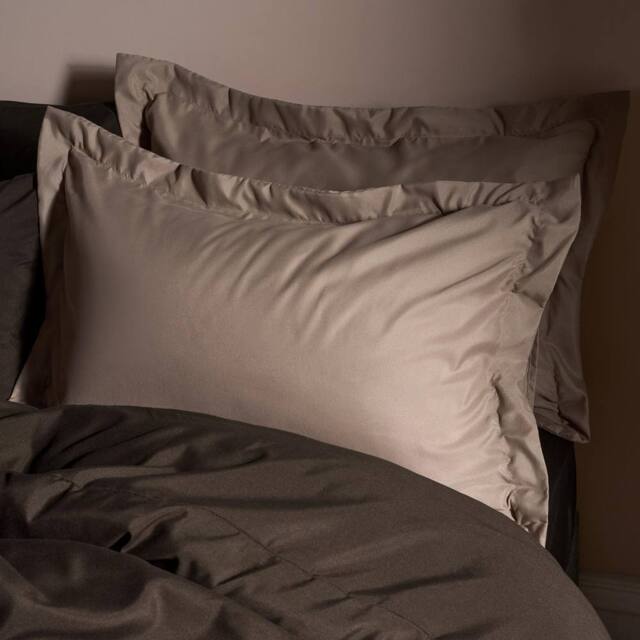 OHS 2 x Plain Dyed Oxford Pillowcases Soft Microfibre Pillow Cover Set in Natural - Size: Standard Pillow Case - image 1