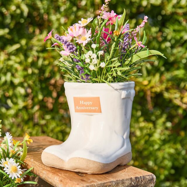"Dibor Small White Ceramic Boots Flower Planter with ""Happy Anniversary"" Engraved Plaque Gardening Gift Father's Day H10 x W12cm" - image 1