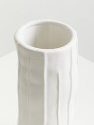 Orsina Versatile Small Large Vase, Traditional Stoneware Flower Vase, Compact & Lightweight Vase For Flowers in White - thumbnail 5