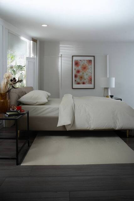 The Lyndon Company Luxury 200 Thread Count 100% Cotton Fitted Sheets in Taupe - Size: King Fitted - image 1