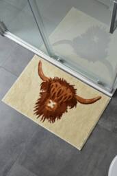 Allure Bath Fashions Luxury Highland Cow Bath Mat - Non Slip & Super Soft in Beige - thumbnail 2