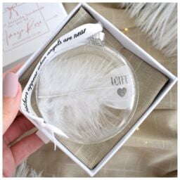 Amaya Rose Ltd In Memory of Wife Feather Round Bauble Gift Boxed. Memorial Tree Decor in Clear - thumbnail 1