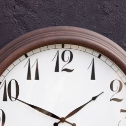 Primrose Outdoor Garden Wall Clock Perfect Time Radio Controlled 57.5cm in Brown - thumbnail 6