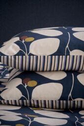 Helena Springfield 'Althea' Cotton Duvet Cover Set in Navy - Size: King - thumbnail 5