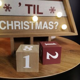 Samuel Alexander 42cm Wooden Christmas Countdown Decoration with 10 Warm White LEDs - thumbnail 4
