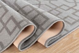Desire Rugs Anti-Slip Cubed Trellis Design Doormat - Machine Washable for Easy Care in Silver - Size: 67 cm x 120 cm - thumbnail 3