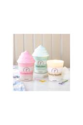 KDMD Strawberry Ice Cream Scented Candle - Retro Pink Summer Decor - thumbnail 5
