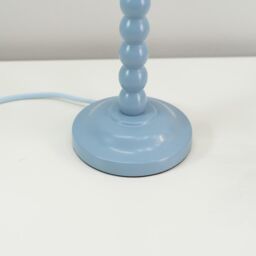 ValueLights Bobbins Powder Blue Table Lamp with Tapered Natural Linen Scallop Shade & Bulb in Pale Pink - thumbnail 3