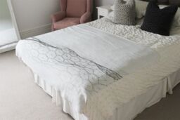Benjamin Tate Design Futuristic Digital Landscape Blanket in Natural - Size: 120 cm x 150 cm - thumbnail 3