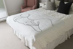Benjamin Tate Design line art of femail body Designer Blanket in Natural - Size: 120 cm x 150 cm - thumbnail 4