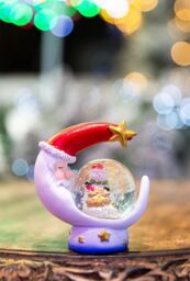Shatchi Christmas Mini Snowglobe Water Ball Snow Dome Features Santa, Reindeer, Snowman, Teddy Scene Resin Moon Shape Base in Red - thumbnail 5