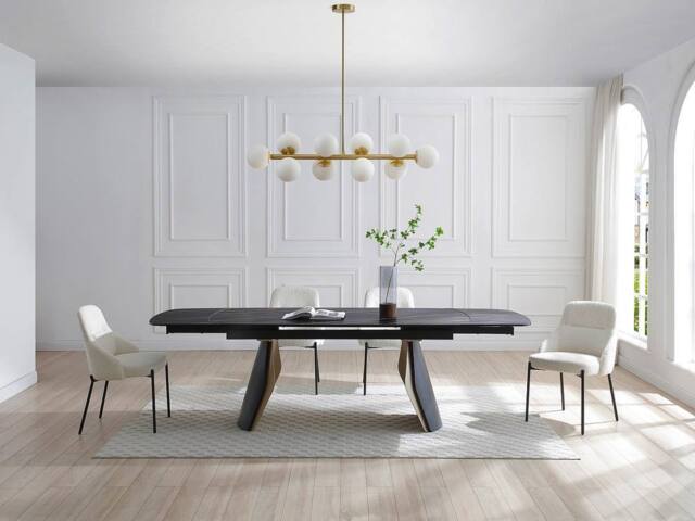 Vente-unique Metal & White Glass Chandelier - 10 Globes - L94 X D23 X H88 Cm in Gold - image 1