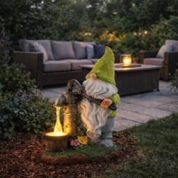 Gardenwize Solar Garden Gnome Statue with Water Pump & LED Light - thumbnail 5