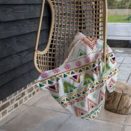 Benjamin Tate Design Colorful Striped Gold Style Triangles Blanket in Natural - Size: 120 cm x 150 cm - thumbnail 4