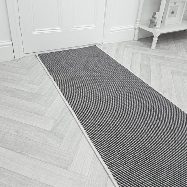 runrug Carpet Runner Rug - Indoor/Outdoor, Reversible, 2mm - 'Coastal' in Black - Size: 60 cm x 390 cm - image 1