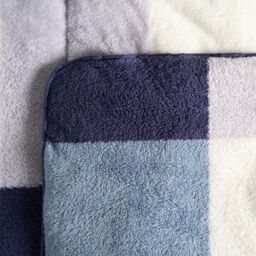 OHS Check Coverless Duvet Pillowcase Bedding Set Teddy Fleece Gingham Quilt 10.5 TOG in Dark Navy - Size: King - thumbnail 4