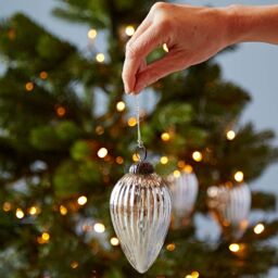 Paper High Set of 3 Silver Antique Effect Glass Teardrop Baubles - thumbnail 3