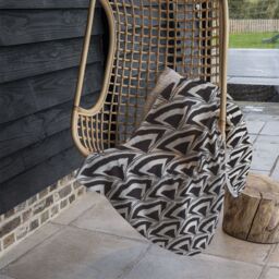 Benjamin Tate Design Geometric Arches Blanket in Natural - Size: 120 cm x 150 cm - thumbnail 4