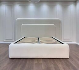 HOB Furniture York Curved Bed in White - Size: Emperor - thumbnail 1