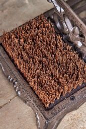 Dibor Traditional Ornate Cast Iron Outdoor Garden Boot Brush Scraper in Brown - Size: Medium - thumbnail 4