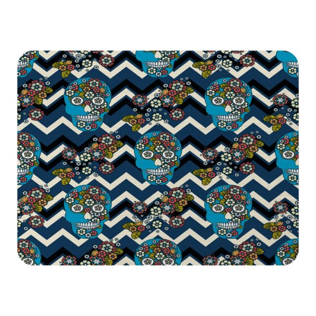 Benjamin Tate Design Embroidery Colorful Simplified Ethnic Skull Blue Pattern Blanket in Natural - Size: 120 cm x 150 cm - image 1
