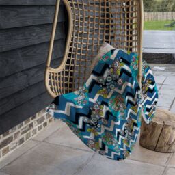 Benjamin Tate Design Embroidery Colorful Simplified Ethnic Skull Blue Pattern Blanket in Natural - Size: 120 cm x 150 cm - thumbnail 4
