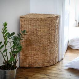 CALICOSY Corner Laundry Basket In Water Hyacinth - H66 Cm in Light Brown - thumbnail 2