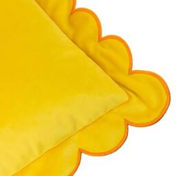 Furn Lil Scallop Velvet Cushion in Yellow - Size: 45 cm x 45 cm - thumbnail 5