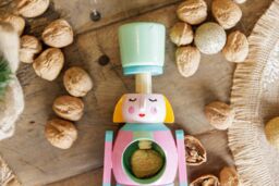 KitchenCraft The Nutcracker Collection Wooden Female Nutcracker in Black - thumbnail 3