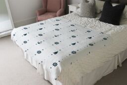 Benjamin Tate Design Anchor Wheel Sailboat Blanket in Natural - Size: 120 cm x 150 cm - thumbnail 3