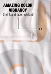 Warner Brothers Seinfeld, 152x127cm The Costanza Silky Touch Super Soft Throw Blanket in White - Size: 152x127 cm - thumbnail 4