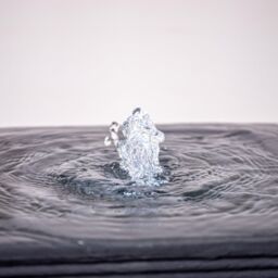 Primrose Square Column Water Feature Effect Lights Outdoor Garden Fountain in Grey - thumbnail 4