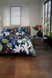 The Lyndon Company Floral Nightshade 200TC 100% Cotton Luxury Duvet Cover Set - Deyongs 1846 in Green - Size: King - thumbnail 2