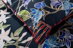 The Lyndon Company Floral Nightshade 200TC 100% Cotton Luxury Duvet Cover Set - Deyongs 1846 in Green - Size: King - thumbnail 4