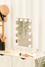 Hollywood Vanity Makeup Mirror Desktop Mirror in Natural - thumbnail 3