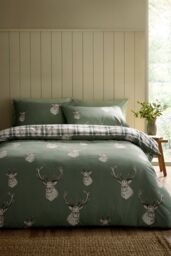 Catherine Lansfield 'Stag Check' Reversible Duvet Cover Set in Light Green - Size: Single - thumbnail 1