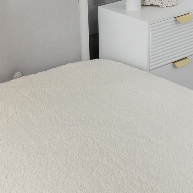 Snug City 12 Inch Deep Super Soft Feel Cosy Fleece Mattress Protector Underblanket Fitted Sheet in White - Size: Standard Pillow Case - image 1