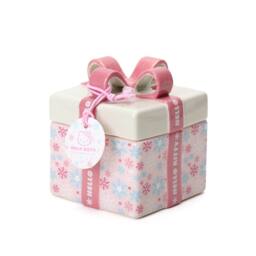 Hello Kitty Present Shaped Candle - Berry Triffle - 335G (2-Wick) - HKSEASC04BT in Pink - Size: Medium - thumbnail 3