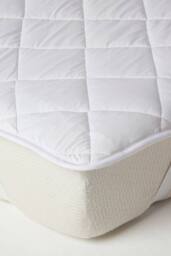 Homescapes Advanced Cooling Cot Mattress Topper Set of 2 Hypoallergenic in White - thumbnail 1