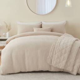 Portfolio Home Bergen Textured Quilted Throwover Throw Over Bed Blanket 200 x 230cm in Natural - Size: 200 cm x 230 cm