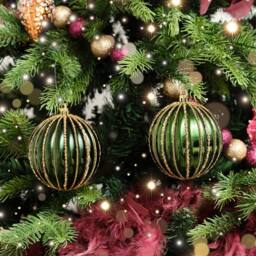 Melody Maison Set Of 2 Green Glitter Striped Reeded Hanging Baubles - 8cm - thumbnail 1