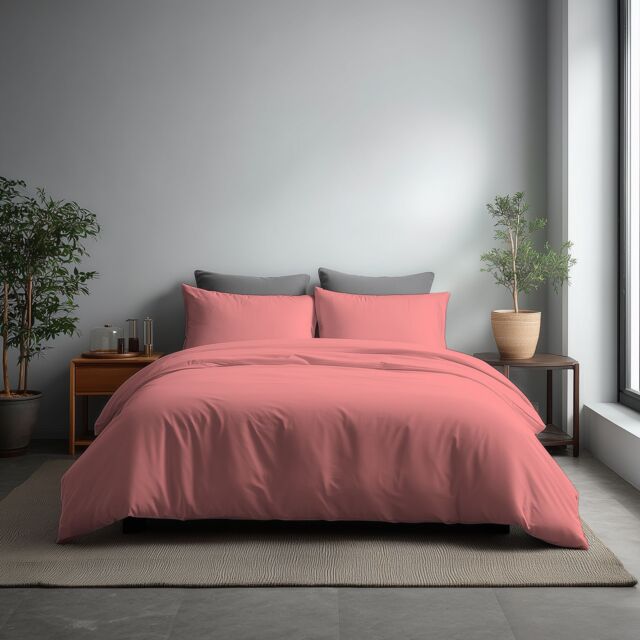 Snug City Microfibre Soft Touch Duvet Cover & Pillowcase/s Set Bed Linen in Pink - Size: Super King - image 1