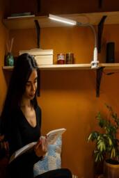 daylight UnoPro Clamp Lamp Task Light with Flexible Arm & Anti-Glare Shade in White - thumbnail 4