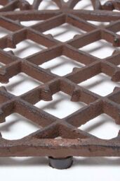 Homescapes Brown Half Moon Parisian Cast Iron Doormat - Size: 34 cm x 66 cm - thumbnail 3