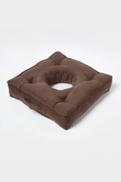 Homescapes Faux Suede Coccyx Cushion in Brown - Size: 50 cm x 50 cm - thumbnail 2