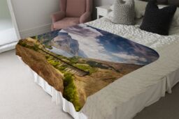 Benjamin Tate Design The Glenfinnan Viaduct Designer Blanket in Natural - Size: 120 cm x 150 cm - thumbnail 4