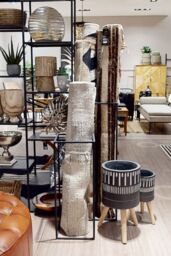Orsina Darnell Large Black & White Finish Planter - thumbnail 3