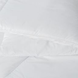 Snug City Winter Extra Warm 15 Tog Microfibre Soft Like Down Duvet + 2 Pillows Non Allergenic Hollow Filling in White - Size: Super King - thumbnail 2