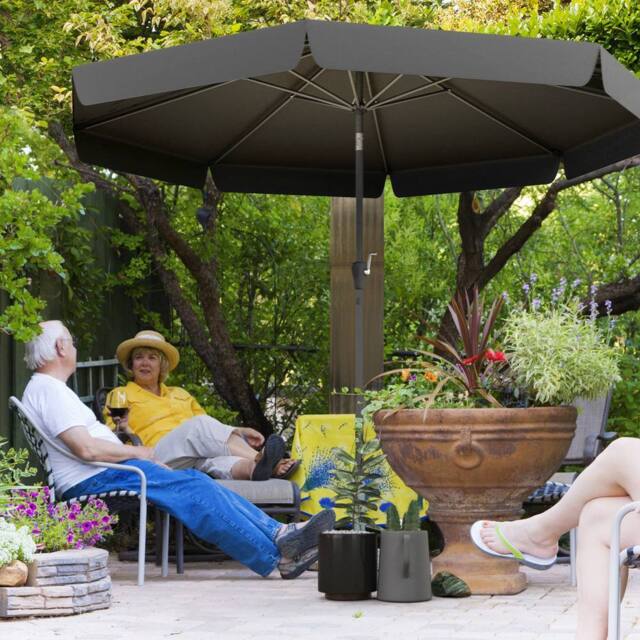OUTSUNNY 2.7m Patio Umbrella Garden Parasol with Crank, Ruffles, 8 Ribs in Black - image 1